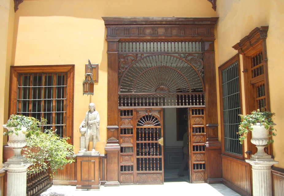 La Casa Aliaga