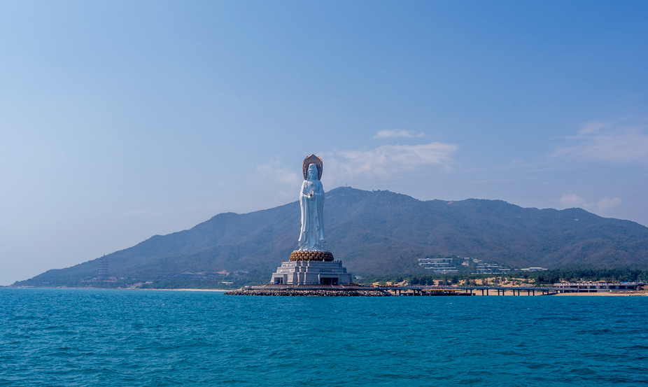 Una diosa budista en Sánya, Hainan