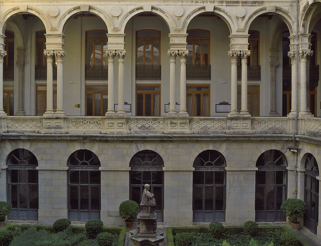 El patio de la Diputación Provincial de Jaén