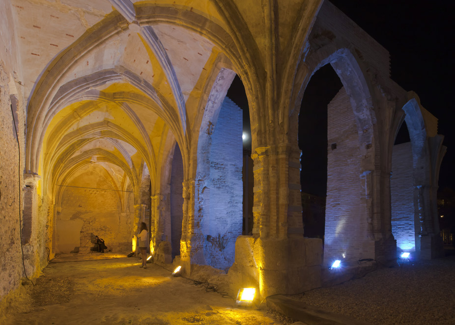 Claustro de la Colegiata del Santo Sepulcro