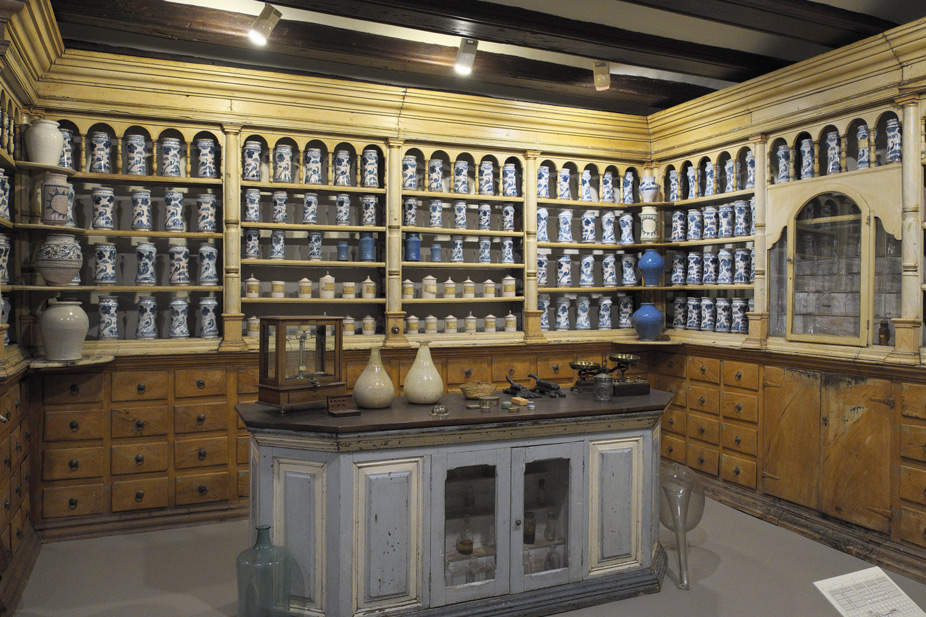 Museo Provincial de Teruel, farmacia