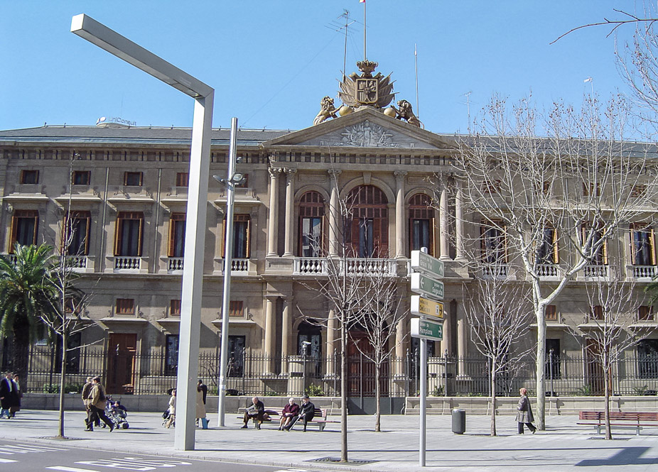 Capitanía General en la Plaza de Aragón
