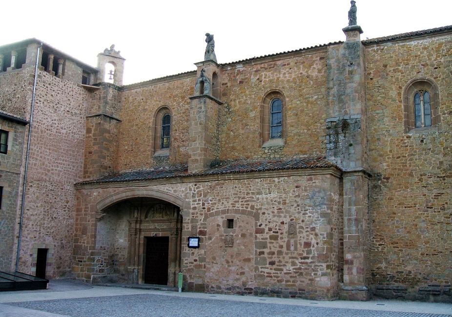 Monasterio de Clarisas e Iglesia de Nuestra Señora de los Huertos