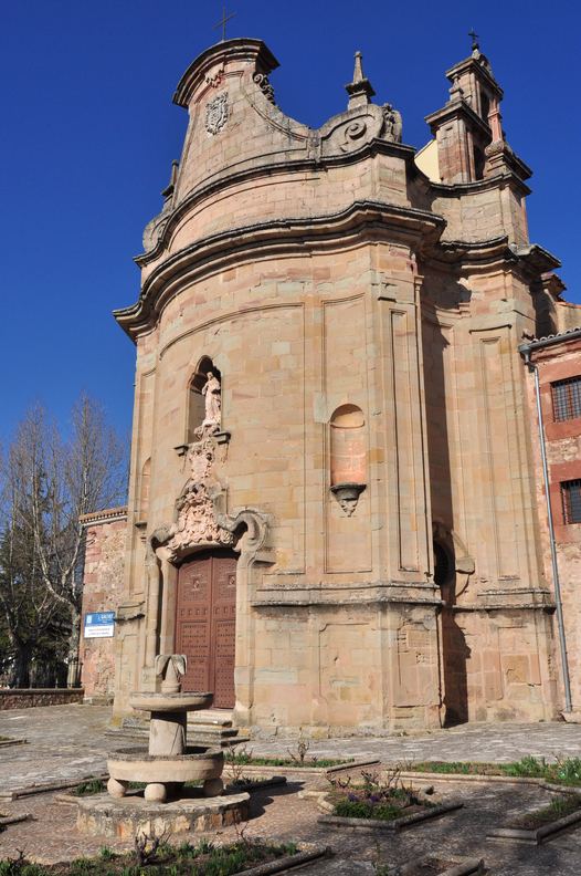 Inicio del Monasterio e Iglesia de las R.R. Ursulinas