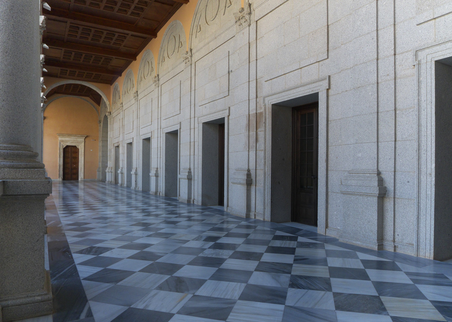 La parte superior del patio del Alcázar de Toledo