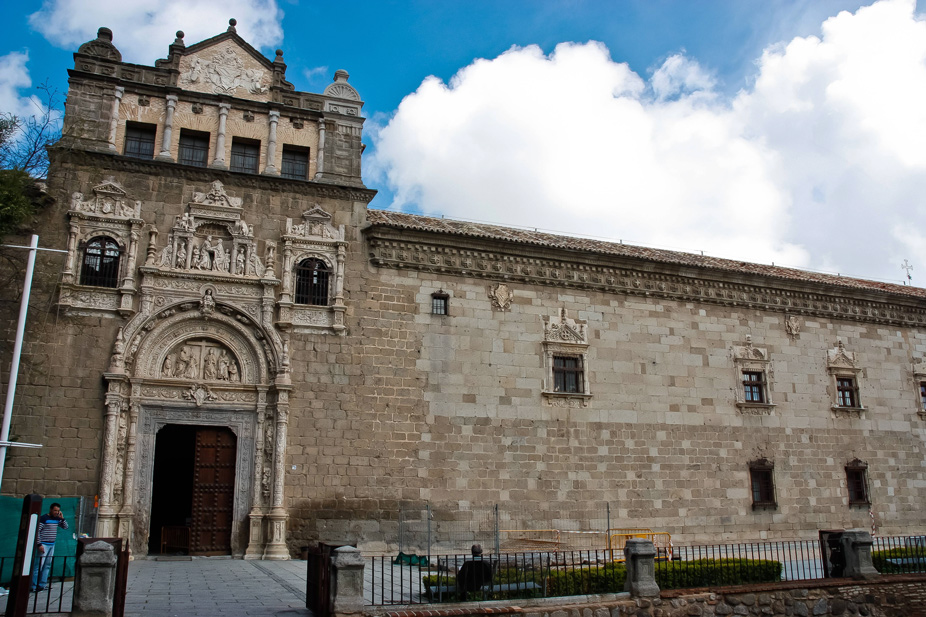 Fachada del Museo de Santa Cruz en Toledo