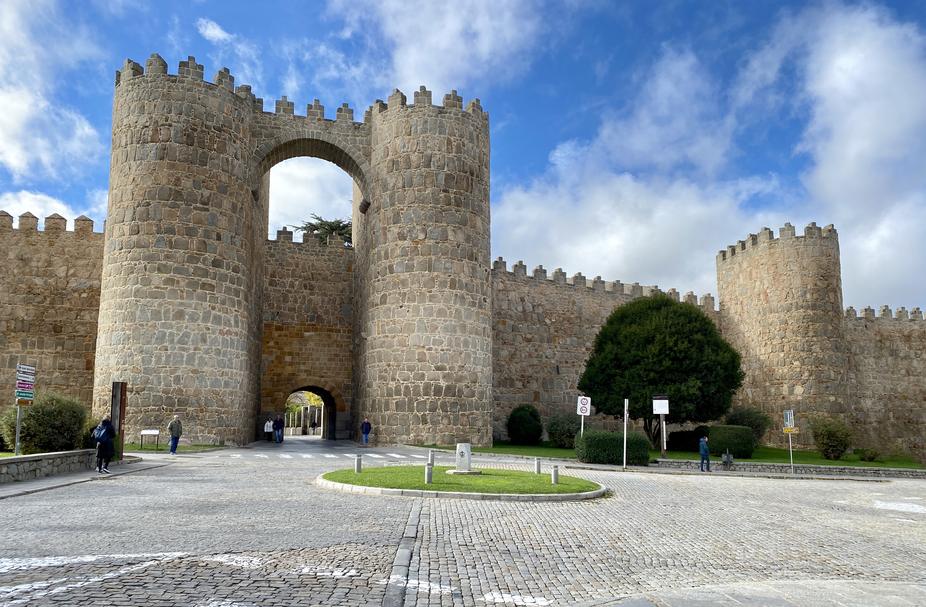 Puerta de San Vicente