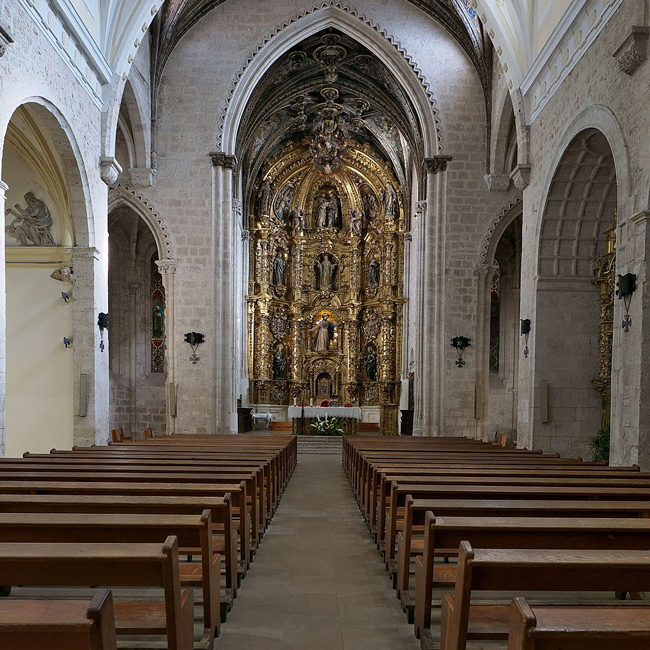 Nave central y capilla mayor de la Iglesia de San Francisco de Palencia