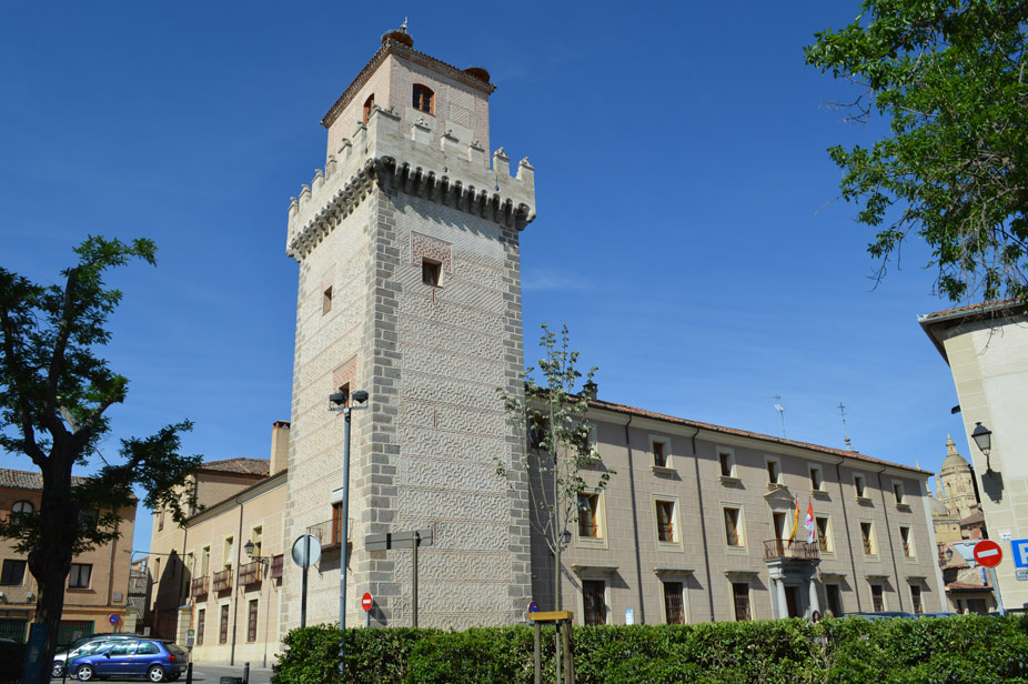 Torreón de los Arias Dávila