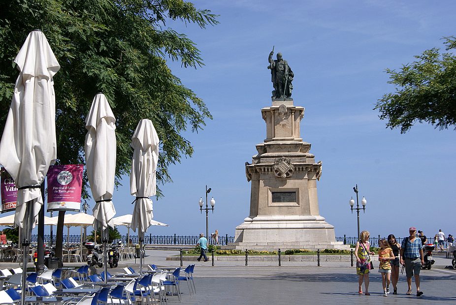 Monumento a Roger de Llúria