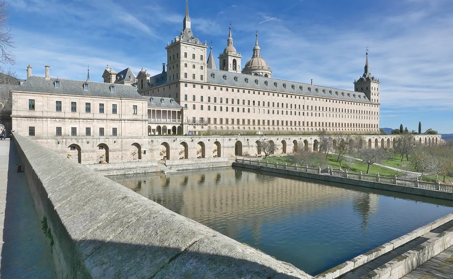 Galería de Convalecientes y Fachada Sur