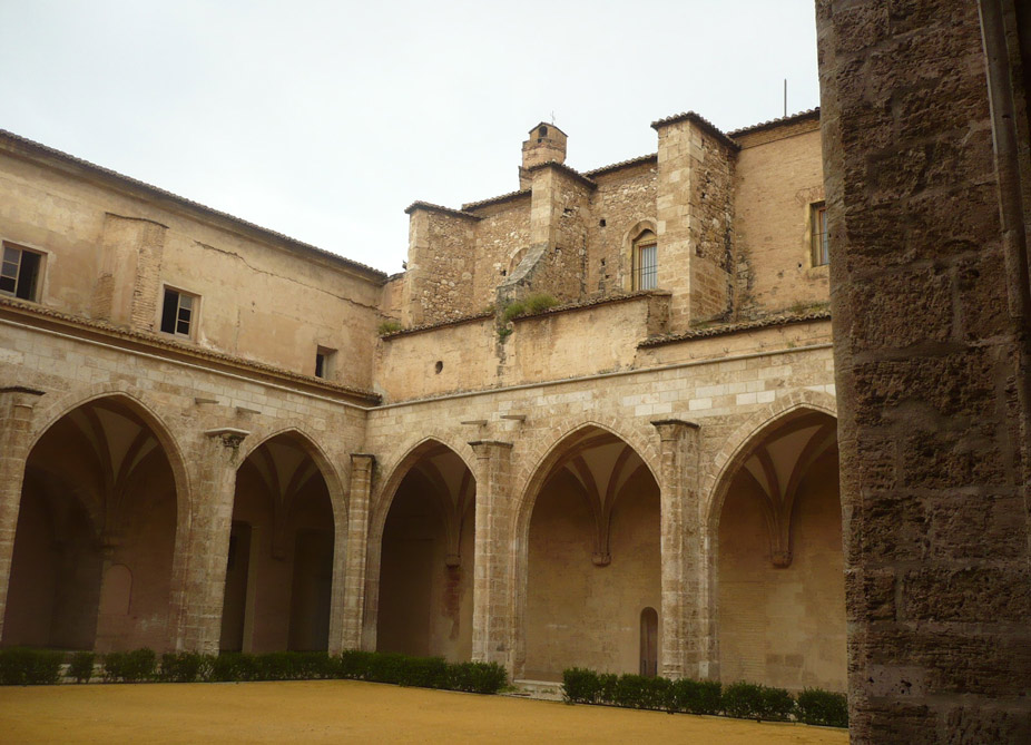 Antiguo convento del Carmen, claustro gótico