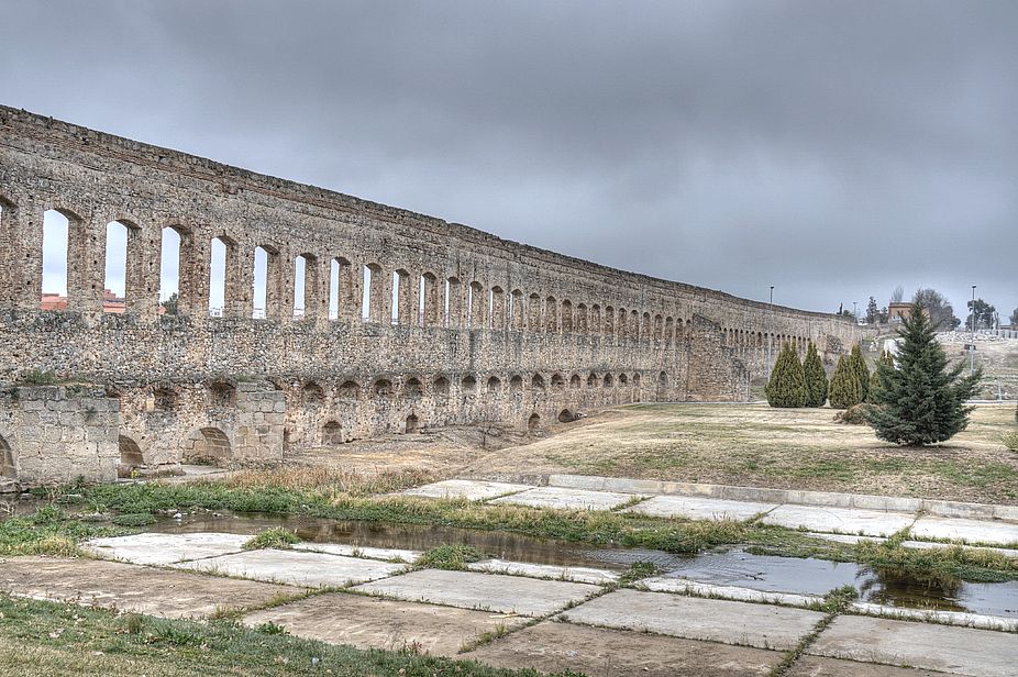 Acueducto de San Lázaro
