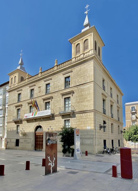 Palacio de los Chapiteles