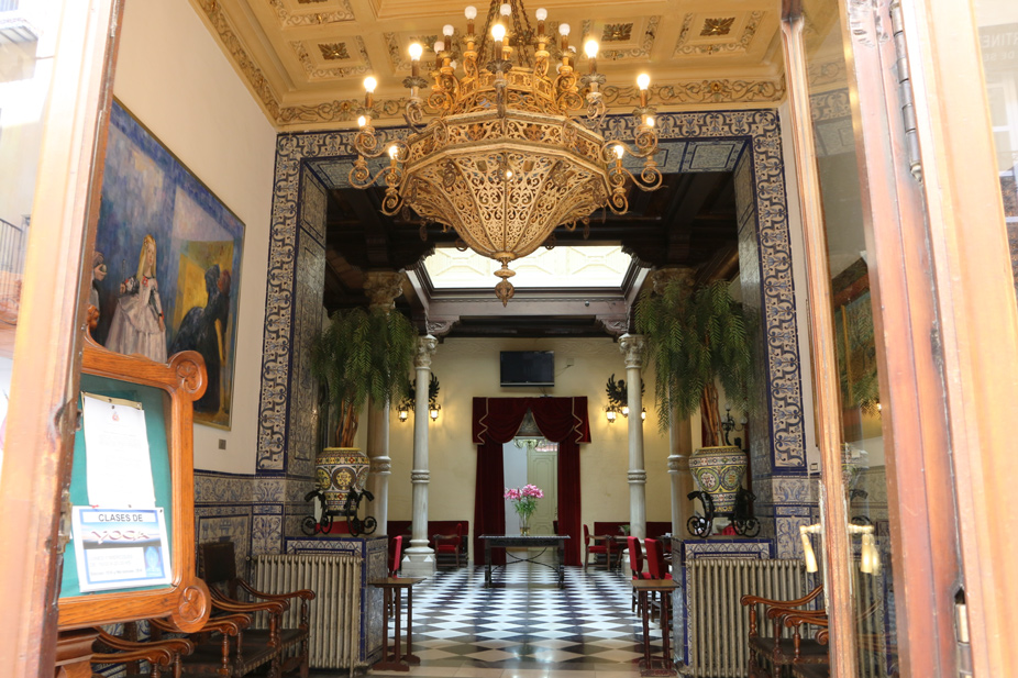Interior del casino de Cartagena
