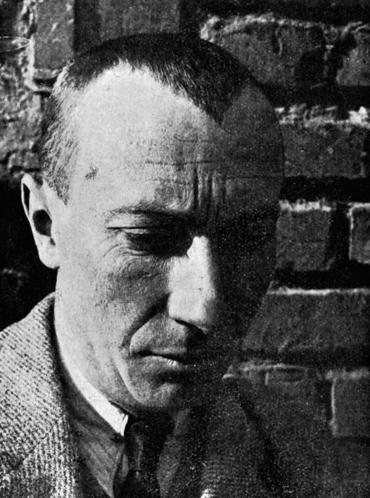 Jean Arp, nacido en Estrasburgo