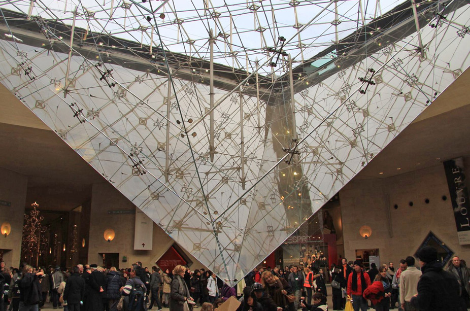 Interior del Museo del Louvre
