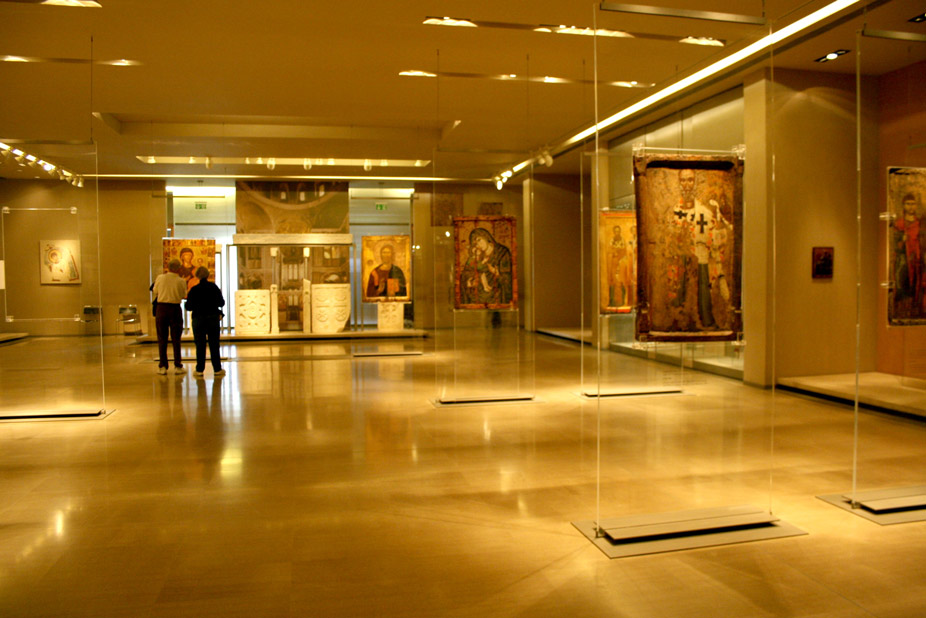 Interior del Museo de Arta Bizantino y Cristian
