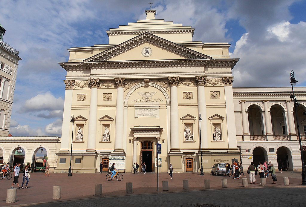 Iglesia de Santa Ana en Varsovia