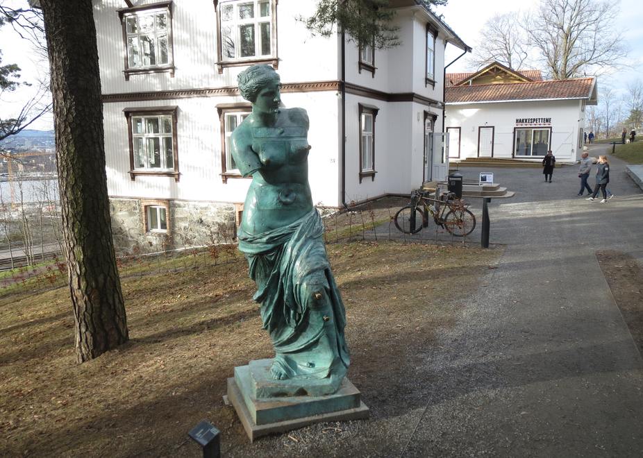 Venus de Milo de Dalí en Ekebergparken